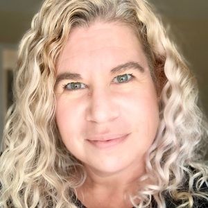 Meet your Posher, Cameron